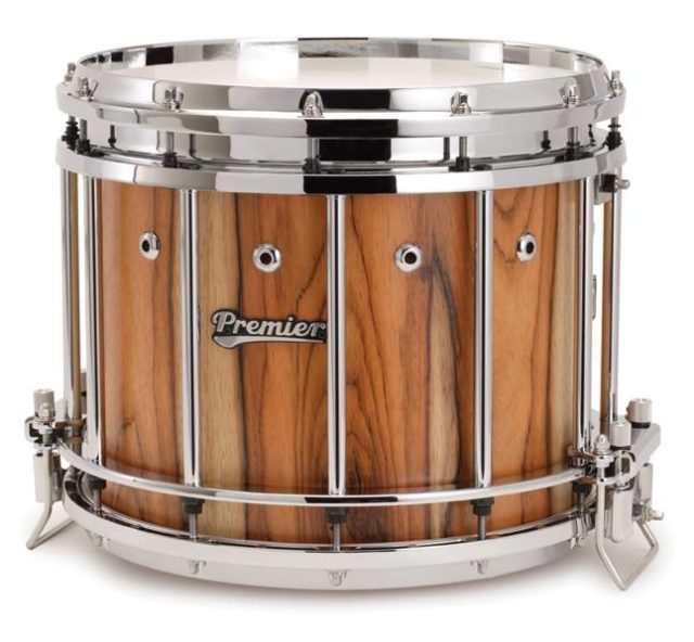 Snare drum with air vents